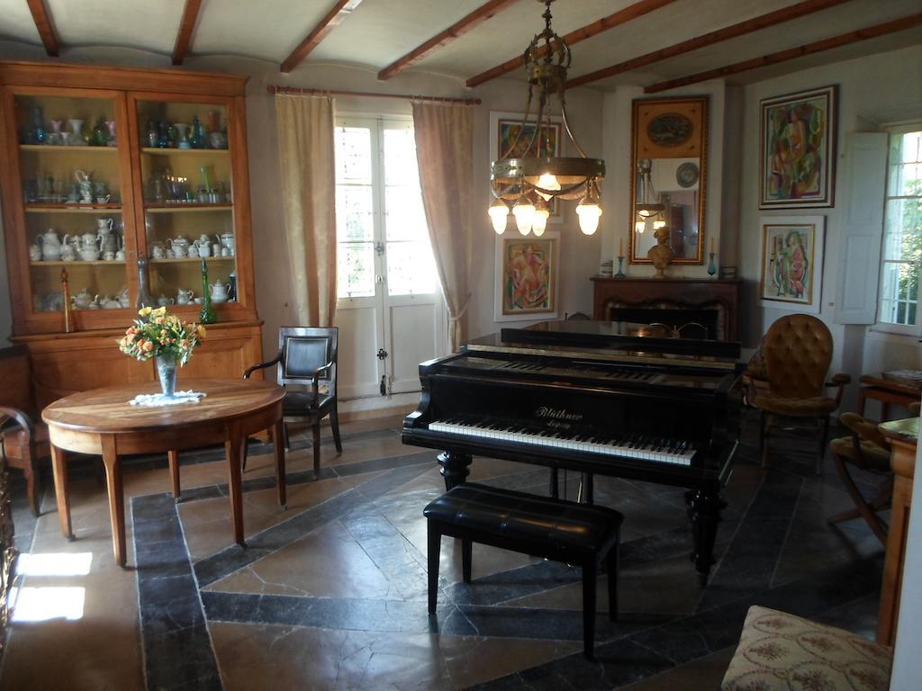 Pavillon De Beauregard Panzió Aix-en-Provence Kültér fotó